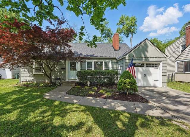 Property at 5824 Marty St, Overland Park, KS 66202, 3 beds, 1.5 baths