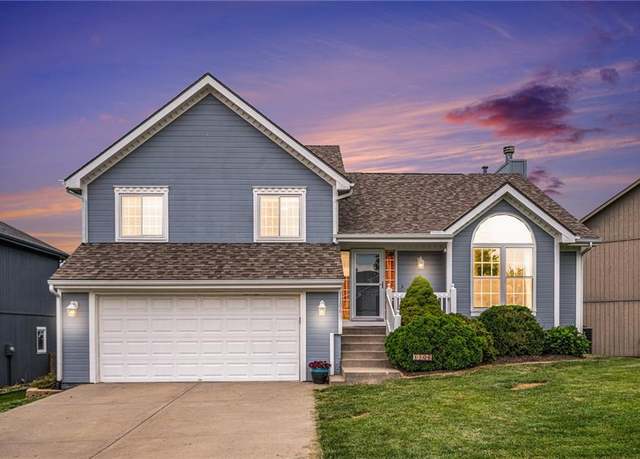Property at 1106 Crimson Ln, Liberty, MO 64068, 4 beds, 3 baths