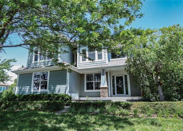 Property at 340 W Colleen Ct, Gardner, KS 66030, 5 beds, 4.5 baths