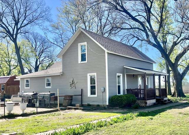 Property at 1067 4000 Rd, Edna, KS 67342, 2 beds, 1 bath