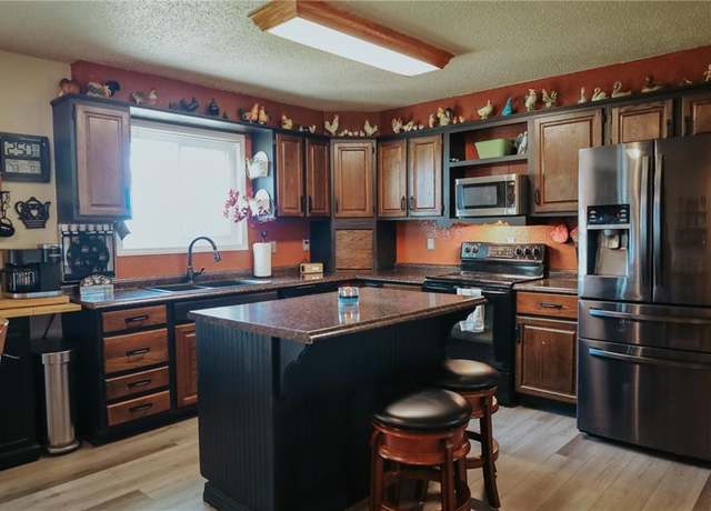 Property at 7164 State Route T Hwy, Amazonia, MO 64421, 4 beds, 1 bath