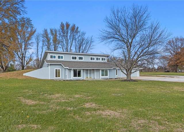 Property at 1306 E Hubach Hill Rd, Raymore, MO 64083, 3 beds, 2 baths