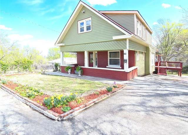 Property at 109 Garfield Pl, Kansas City, MO 64124, 5 beds, 3 baths