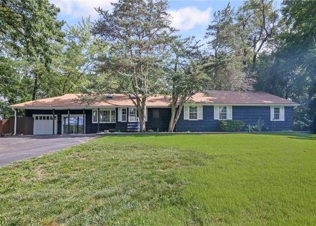 Property at 8600 W 64th Ter, Merriam, KS 66202, 3 beds, 3 baths