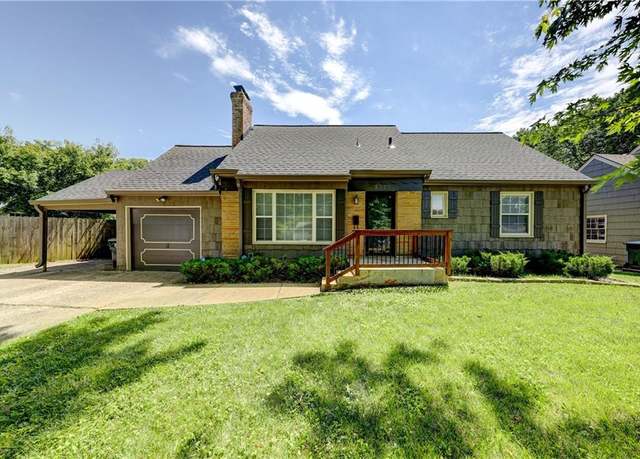 Property at 8727 Daniel Boone Rd, Kansas City, MO 64114, 3 beds, 2 baths