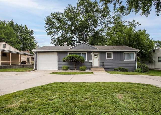 Property at 13712 E 39th St S, Independence, MO 64055, 3 beds, 1 bath