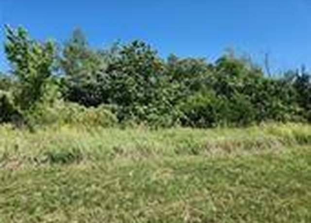 Property at 1215 Meadowlark Ln, Kansas City, KS 66102