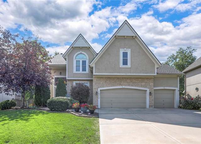 Property at 14112 Noland St, Overland Park, KS 66221, 4 beds, 3.5 baths