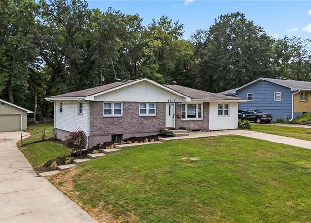 Property at 4537 NE 56th St, Kansas City, MO 64119, 3 beds, 2 baths