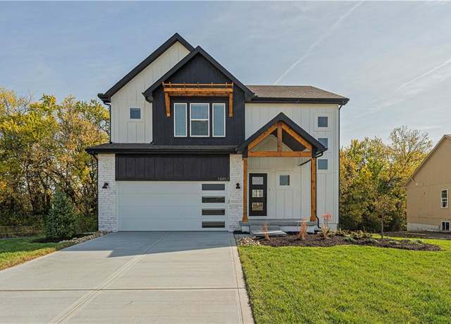Property at 18825 Mahaffie St, Spring Hill, KS 66083, 4 beds, 2.5 baths