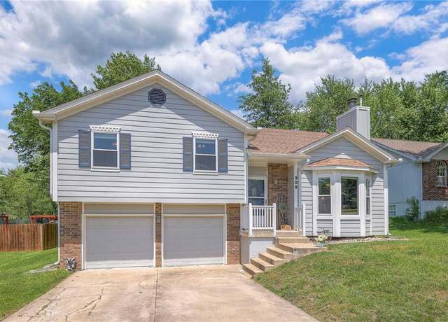 Property at 308 W Sierra Dr, Raymore, MO 64083, 3 beds, 2.5 baths