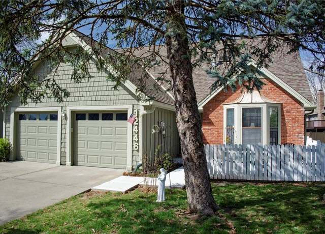 Property at 12446 W 82nd Ter, Lenexa, KS 66215, 3 beds, 2.5 baths