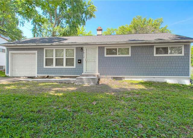 Property at 7912 Longview Rd, Kansas City, MO 64134, 3 beds, 1 bath