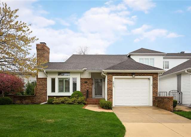 Property at 3613 Somerset Dr, Prairie Village, KS 66208, 3 beds, 3 baths