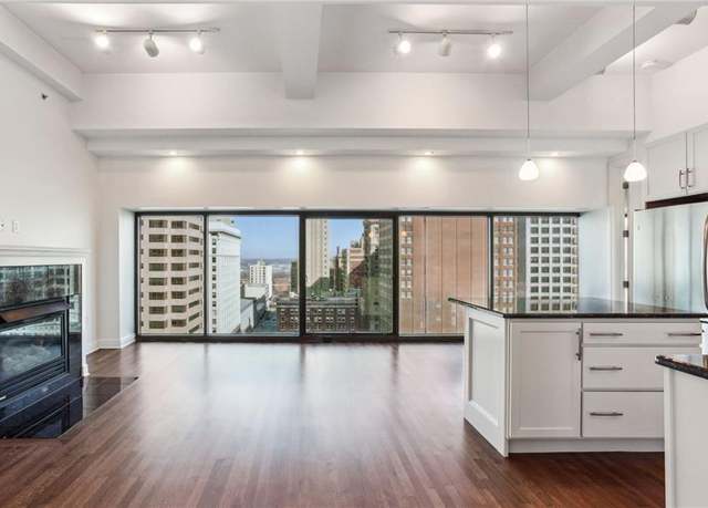 Property at 1101 Walnut St #1202, Kansas City, MO 64106, 1 bed, 1.5 baths