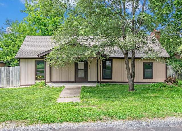 Property at 206 Main St, Trimble, MO 64492, 1 bed, 1 bath