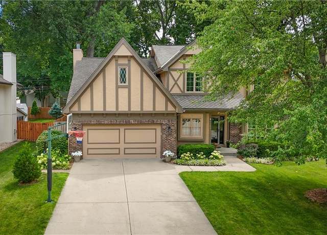 Property at 6305 N Indiana Ave, Kansas City, MO 64119, 4 beds, 2.5 baths