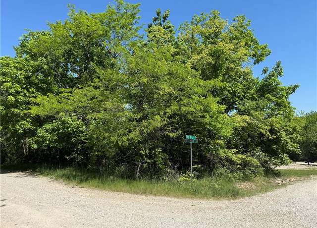 Property at 78 W Crestwood Cir, Linn Valley, KS 66040