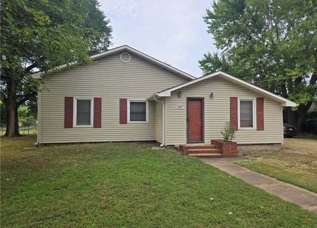 Property at 1009 E 31st N/A, Pittsburg, KS 66762, 3 beds, 1 bath