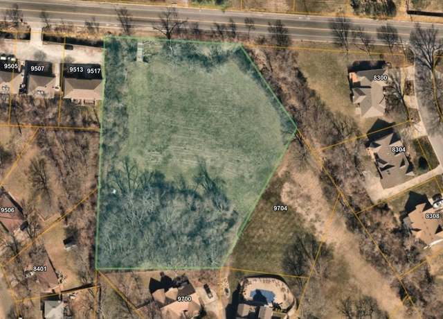 Property at 9601 E 83rd St, Raytown, MO 64138
