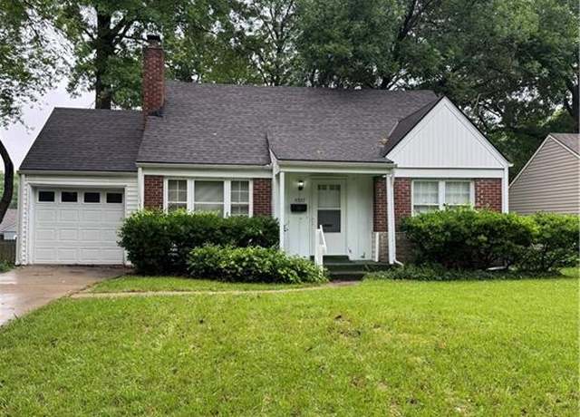 Property at 5337 Ash St, Roeland Park, KS 66205, 2 beds, 1 bath