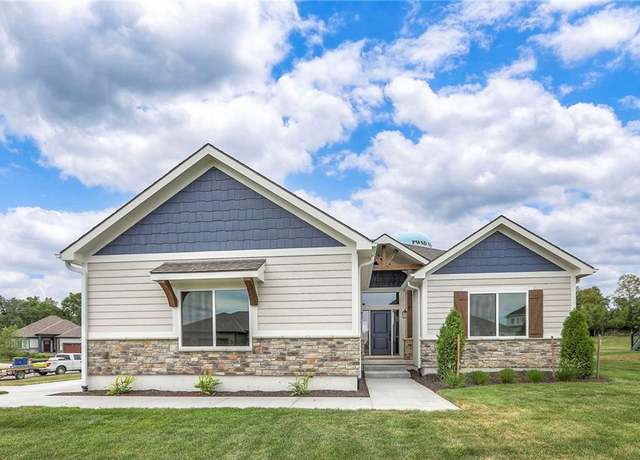 Property at 9301 SW Leviathan Ct, Lee's Summit, MO 64064, 4 beds, 3 baths