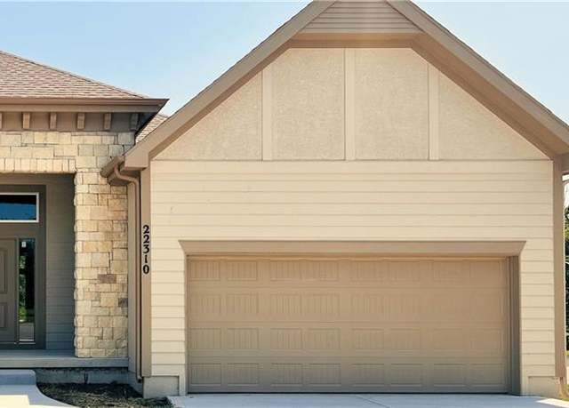 Property at 22310 W 76th St, Shawnee, KS 66227, 4 beds, 3 baths