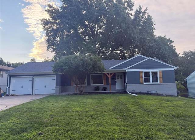 Property at 7731 Cherry St, Kansas City, MO 64131, 3 beds, 2 baths