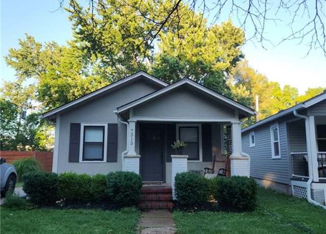 Property at 7515 Jefferson St, Kansas City, MO 64114, 3 beds, 2 baths