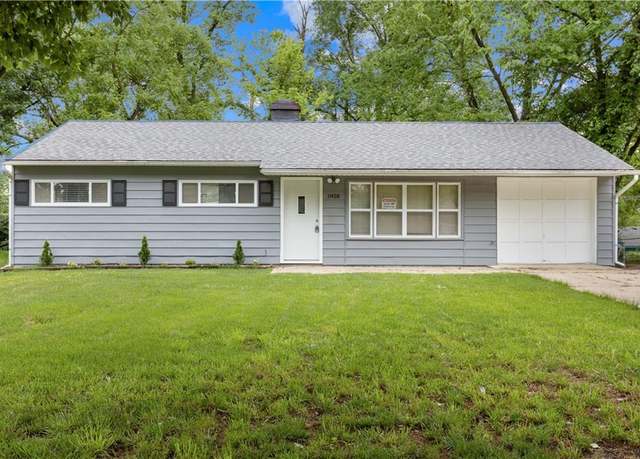 Property at 11408 Corrington Ave, Kansas City, MO 64134, 3 beds, 1 bath