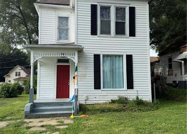 Property at 2707 Olive St, St Joseph, MO 64507, 2 beds, 2 baths