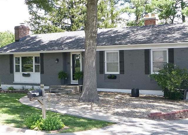 Property at 315 Vista Ln, Maryville, MO 64468, 3 beds, 2.5 baths