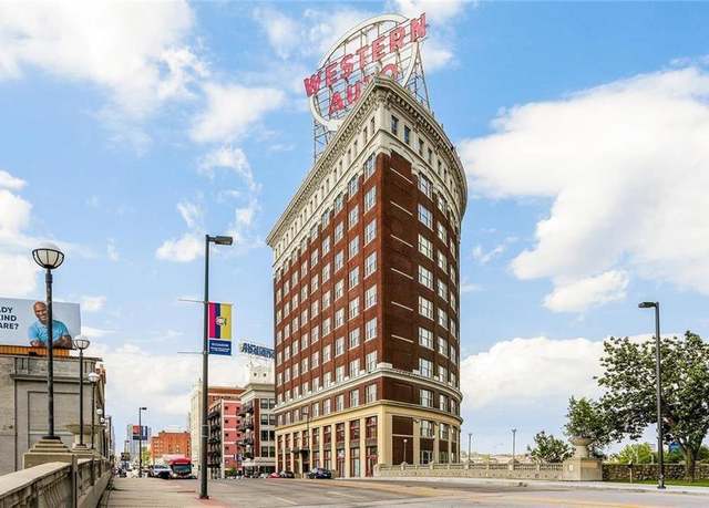 Property at 2107 Grand Blvd #603, Kansas City, MO 64108, 1 bed, 1 bath