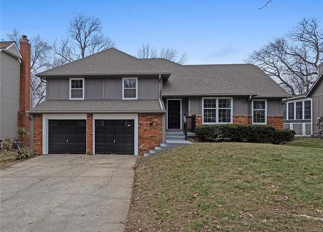 Property at 7704 Haskins St, Lenexa, KS 66216, 4 beds, 2.5 baths