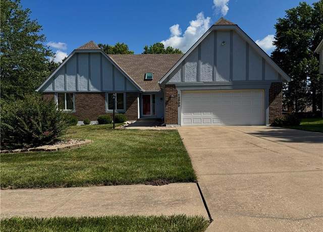 Property at 12000 E 78th Ter, Raytown, MO 64138, 3 beds, 2.5 baths