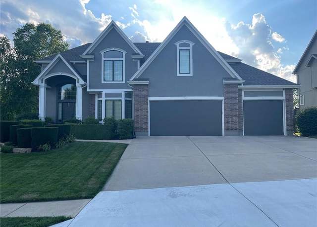 Property at 8628 N Eastern Ave, Kansas City, MO 64157, 4 beds, 4.5 baths