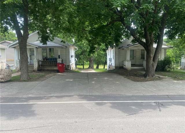 Property at 1335-37 S Osage St, Independence, MO 64055, 4 beds, 4 baths