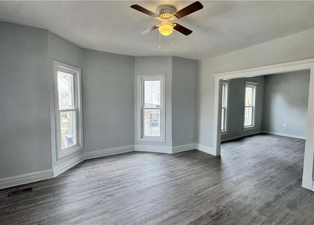 Property at 3521 Lexington Ave, Kansas City, MO 64124, 3 beds, 1 bath