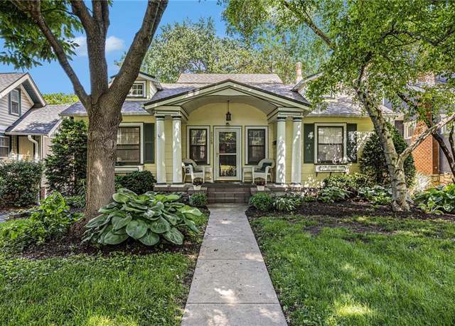 Property at 5729 Holmes St, Kansas City, MO 64110, 3 beds, 1 bath