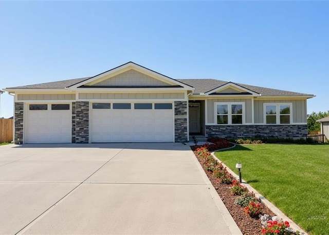 Property at 716 W Solomon Dr, Lee's Summit, MO 64086, 3 beds, 2 baths