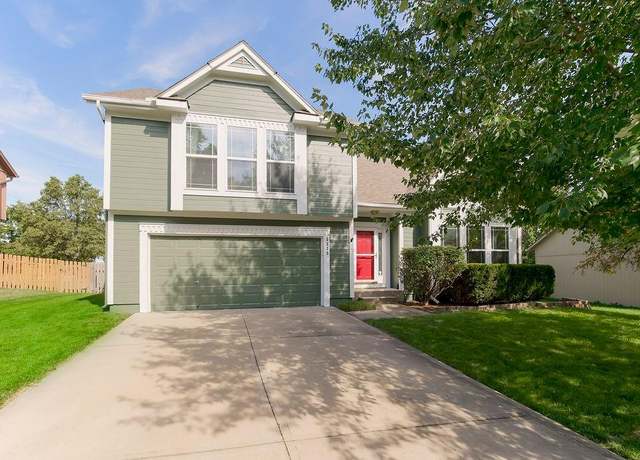 Property at 5335 Kenton Rd, Shawnee, KS 66226, 4 beds, 3 baths