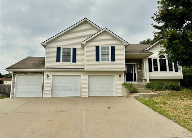 Property at 542 Creekside Ct, Lansing, KS 66043, 4 beds, 3 baths