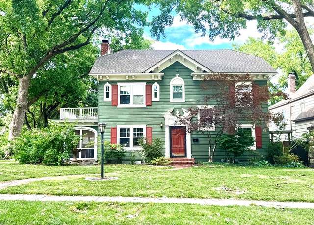 Property at 456 W 68th St, Kansas City, MO 64113, 4 beds, 2 baths