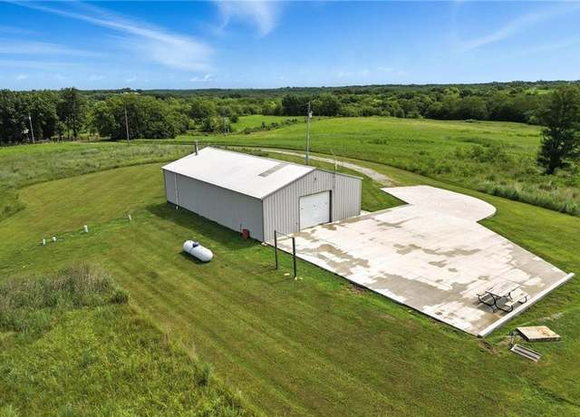 Property at 5361 NE JC Penney Dr, Hamilton, MO 64644