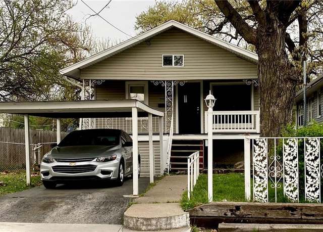 Property at 3069 N 33rd St, Kansas City, KS 66104, 3 beds, 2 baths