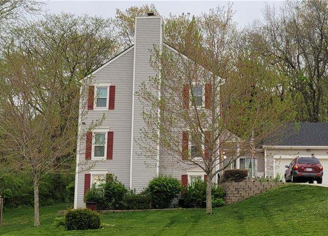 Property at 2308 Hebbeln Dr, Leavenworth, KS 66048, 4 beds, 2.5 baths
