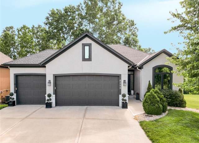 Property at 8525 Houston St, Lenexa, KS 66227, 4 beds, 3 baths