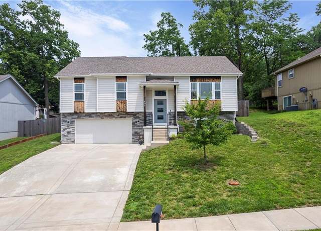 Property at 408 Fairway Rd, Belton, MO 64012, 3 beds, 3 baths