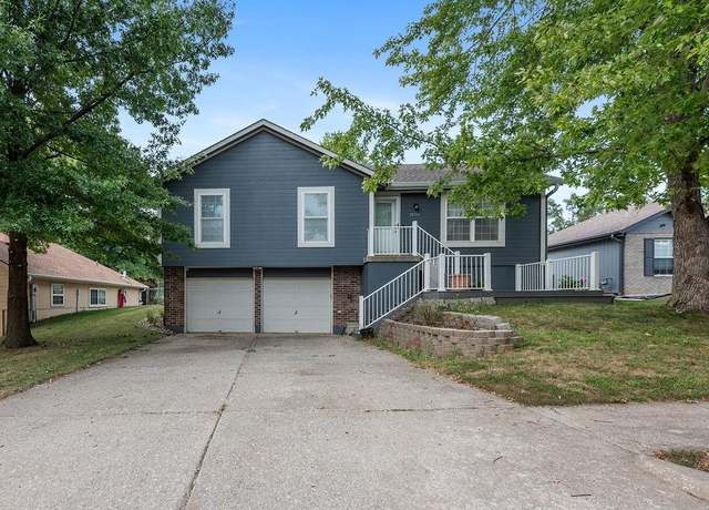 Property at 18316 E US Highway 24 Cir, Independence, MO 64056, 3 beds, 2 baths