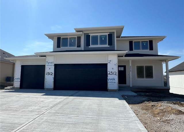 Property at 2312 Larkspur Ln, Kearney, MO 64060, 4 beds, 3.5 baths